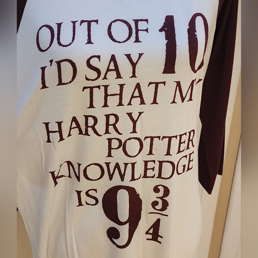 Box Lunch Unisex Harry Potter Baseball T-shirt NWT - Picture 2 of 10